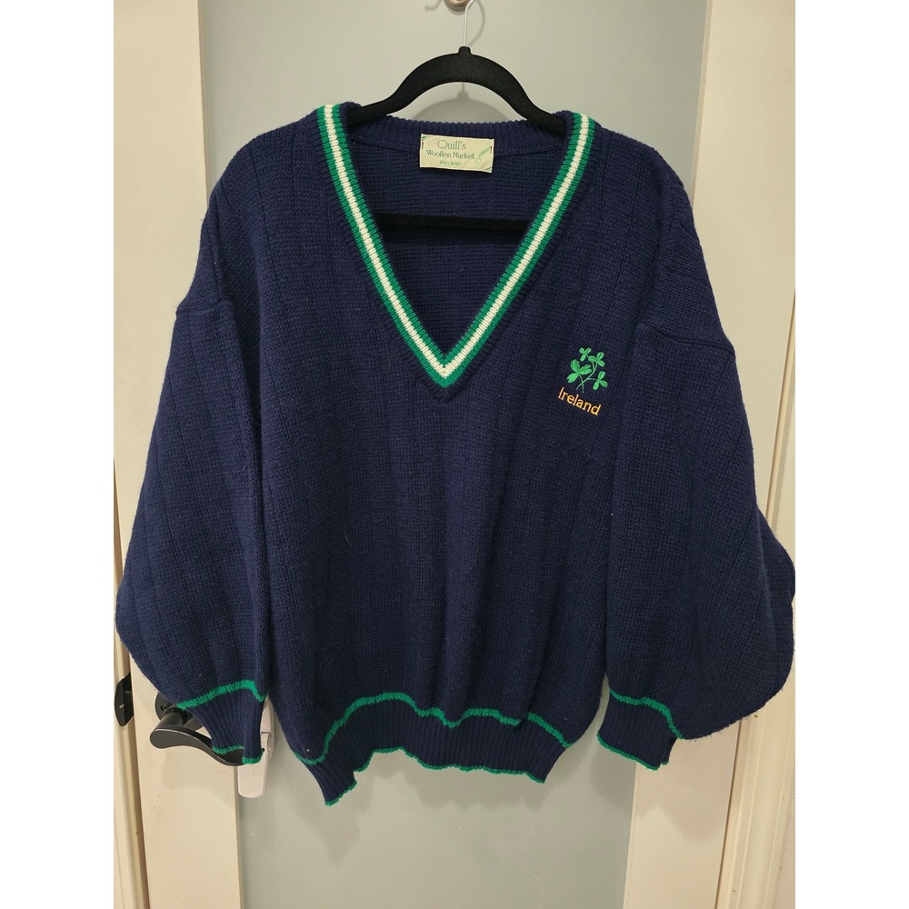 Quills Woollen Market Ireland Wool V-Neck Sweater Shamrock Embroidered Vintage